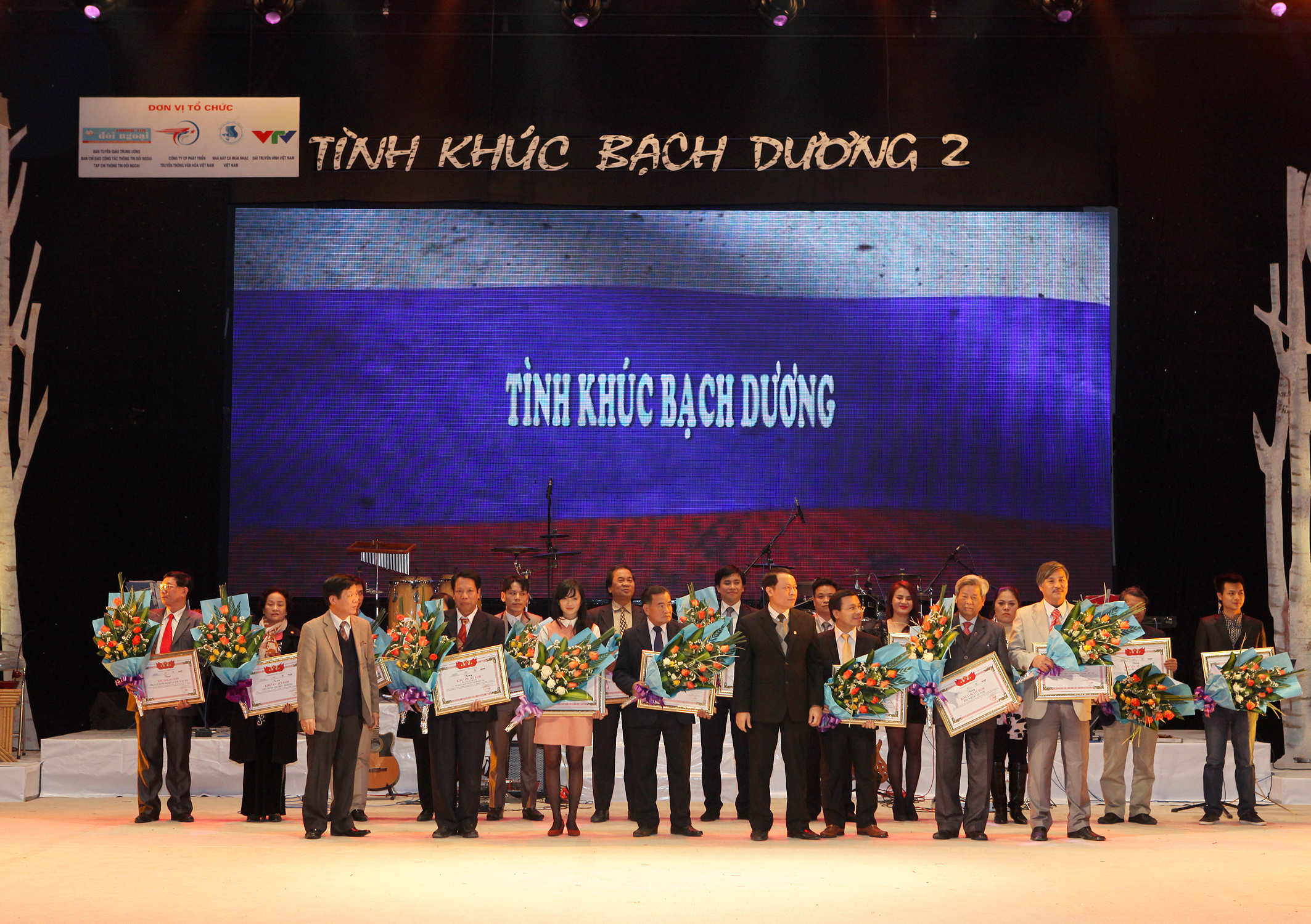 TÌNH KHÚC BẠCH DƯƠNG - NĂM 2013